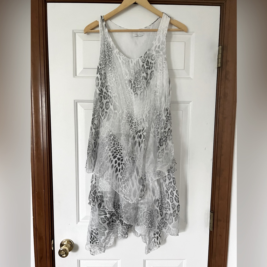 Made In Italy Silk Leopard Print Flowy Sleeveless Dress